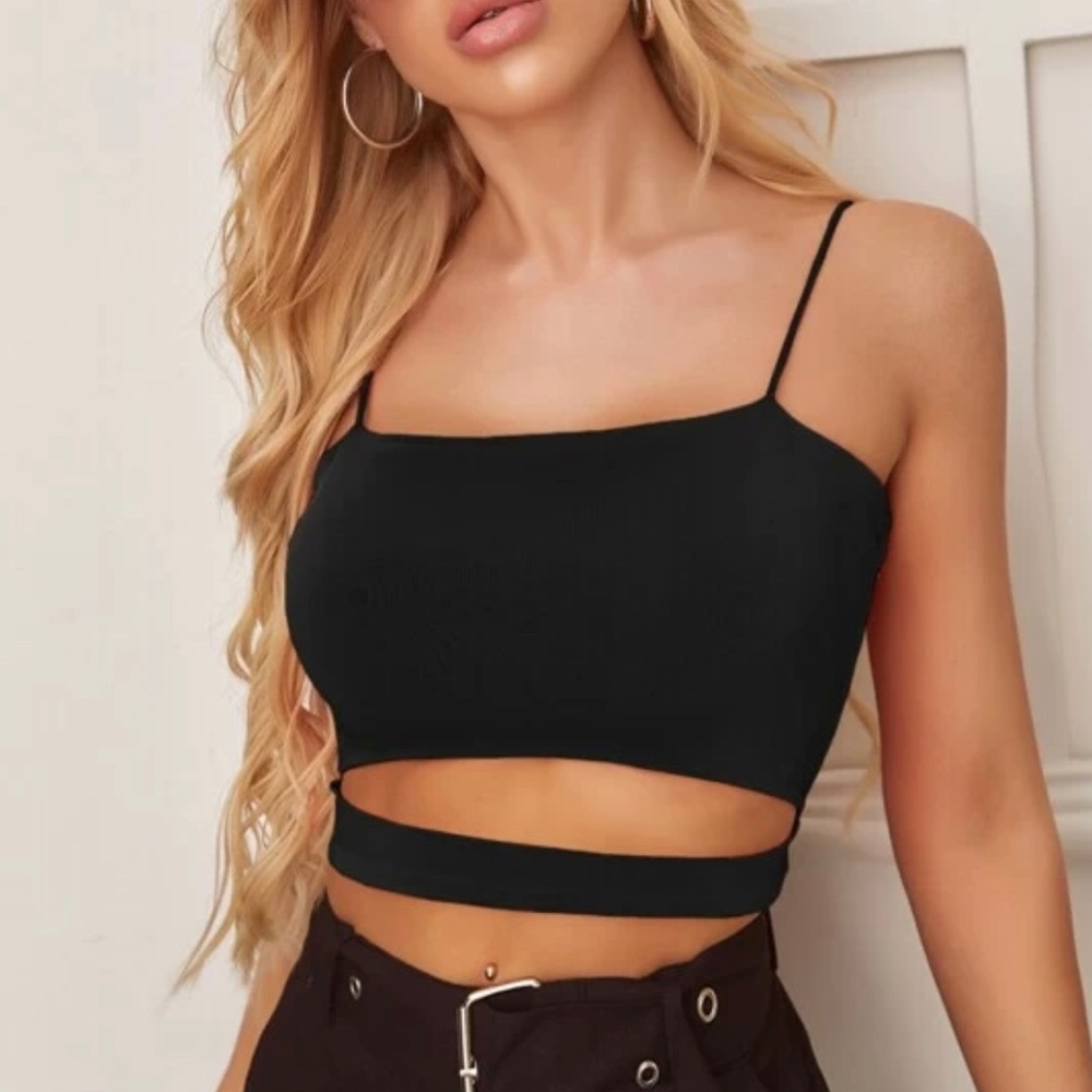 Black top - Picture 2 of 2
